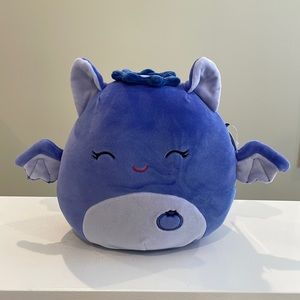 NWT 8” Bessie the Blueberry Bat 🫐Squishmallow